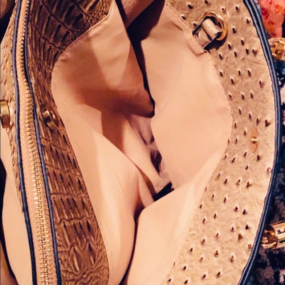 Handbag - Picture 7 of 11